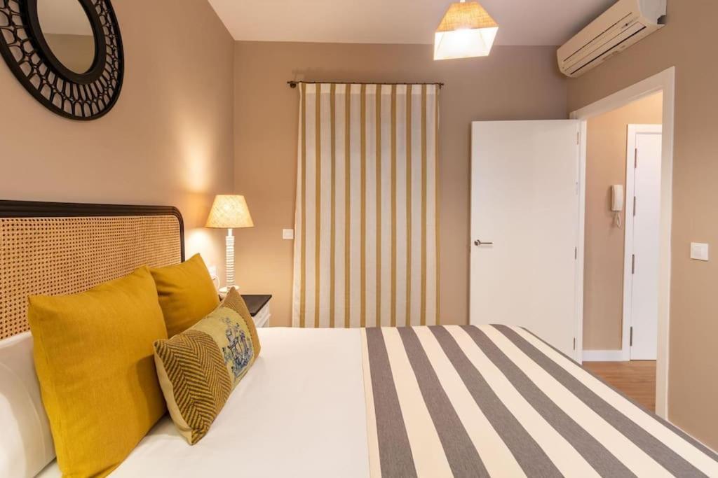 Plaza Nueva Deluxe Suite By Valcambre Sevilla Eksteriør billede