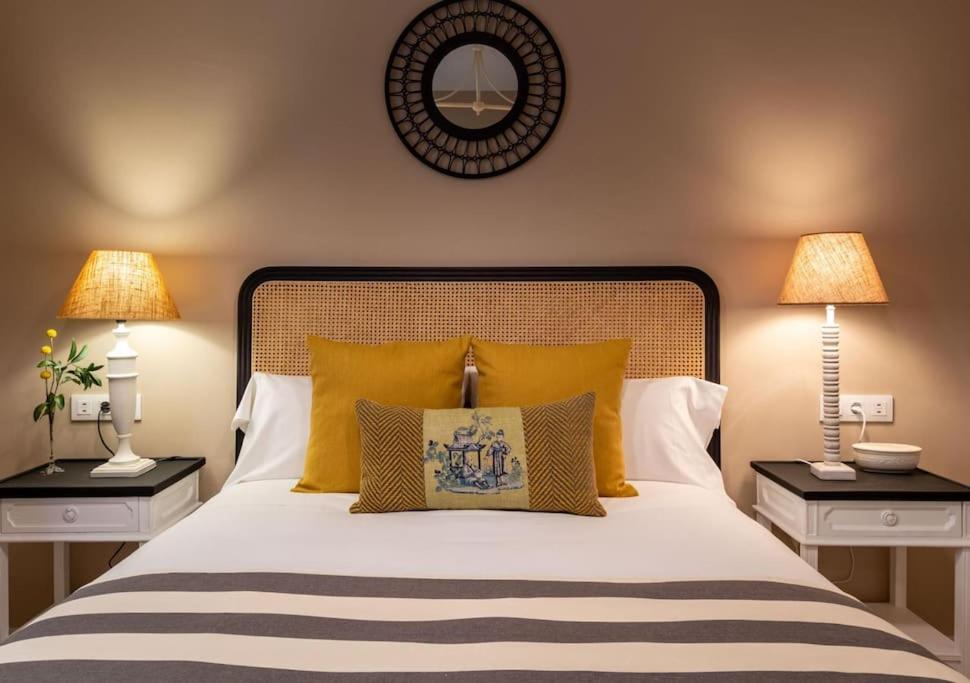 Plaza Nueva Deluxe Suite By Valcambre Sevilla Eksteriør billede